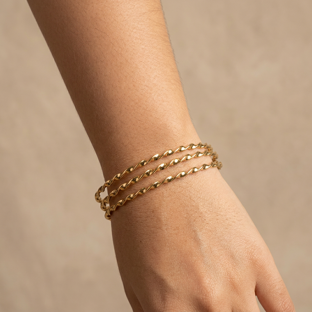 Trio Bangle Torção Dourada — foto 2
